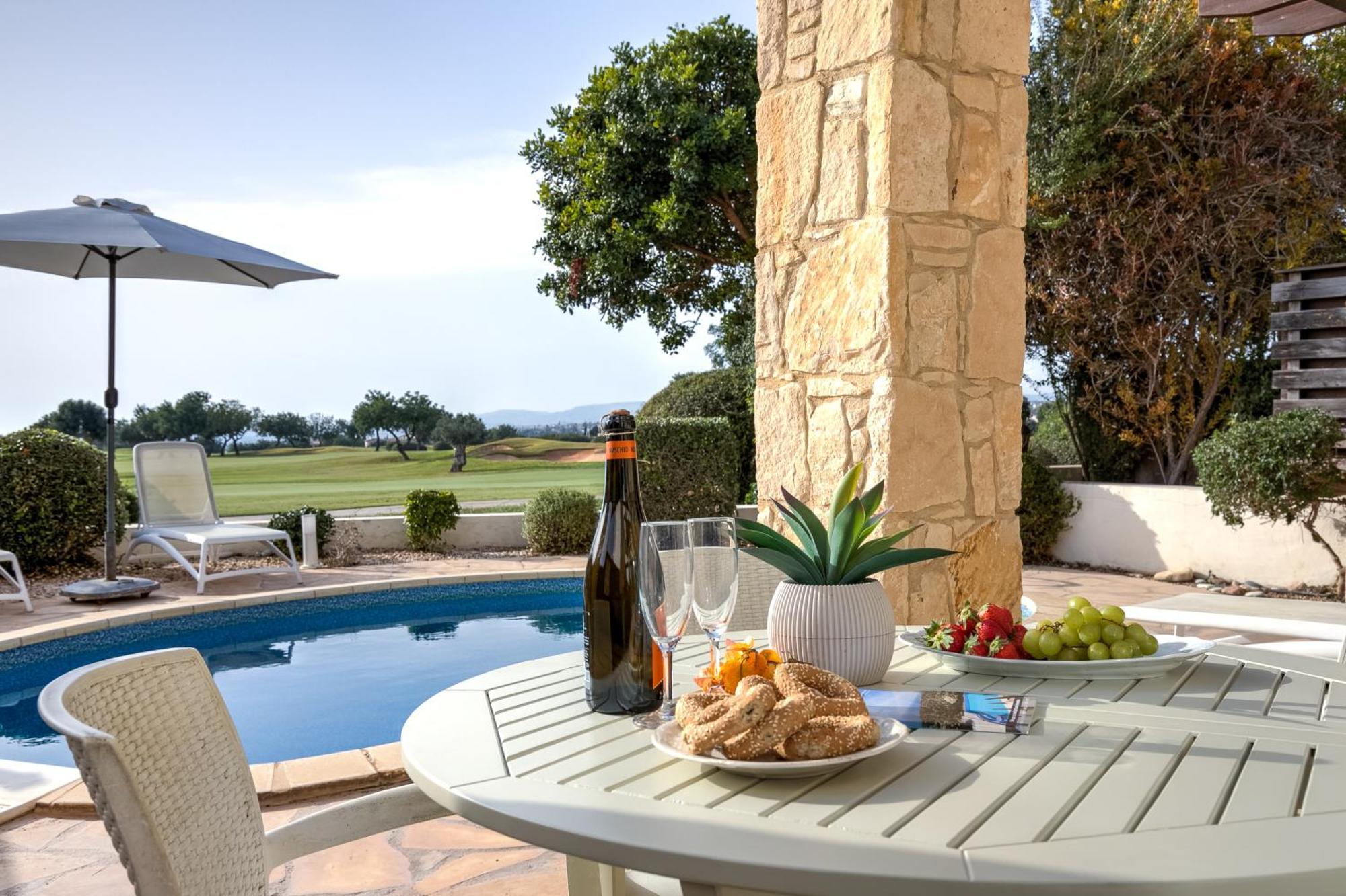 2 Bedroom Villa Kornos With Private Pool And Golf Views, Aphrodite Hills Resort 库克里亚 外观 照片